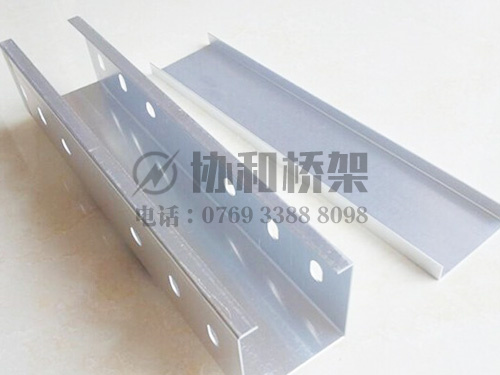 热镀锌桥架